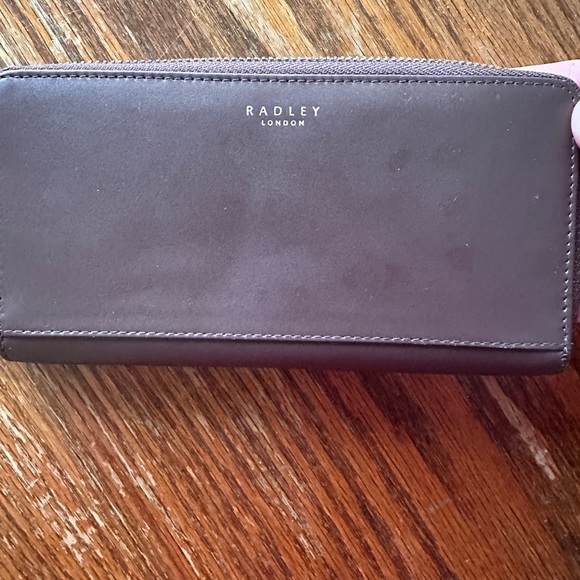 Radley London Zip-Around Matinee Wallet - Picture 3 of 10
